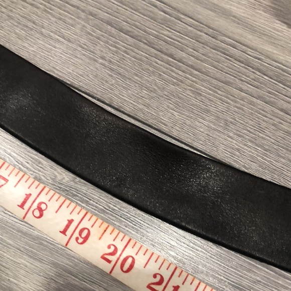 AEO genuine leather belt with studded heart - Picture 3 of 7